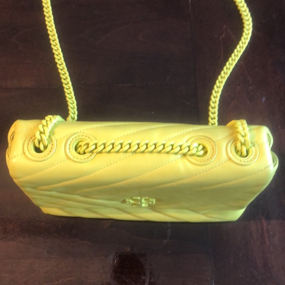 - Tory Burch Kira Chevron convertible shoulder/ crossbody bag. Great condition - Picture 8 of 16